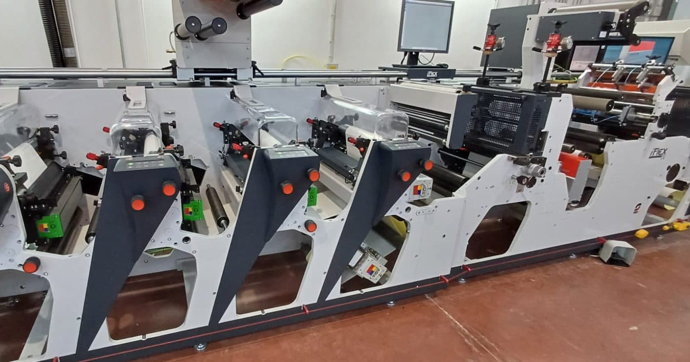 Arti Grafiche Quartana sceglie il “freddo” del LED di UV Ray 
